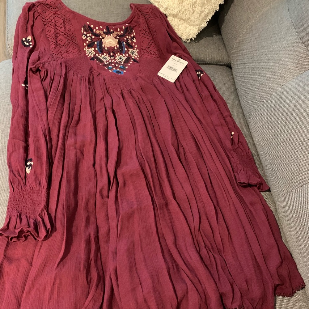 Free People Embroidered Dress 🍷 - Picture 4 of 5